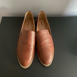 Camel color Loafers Great Condition